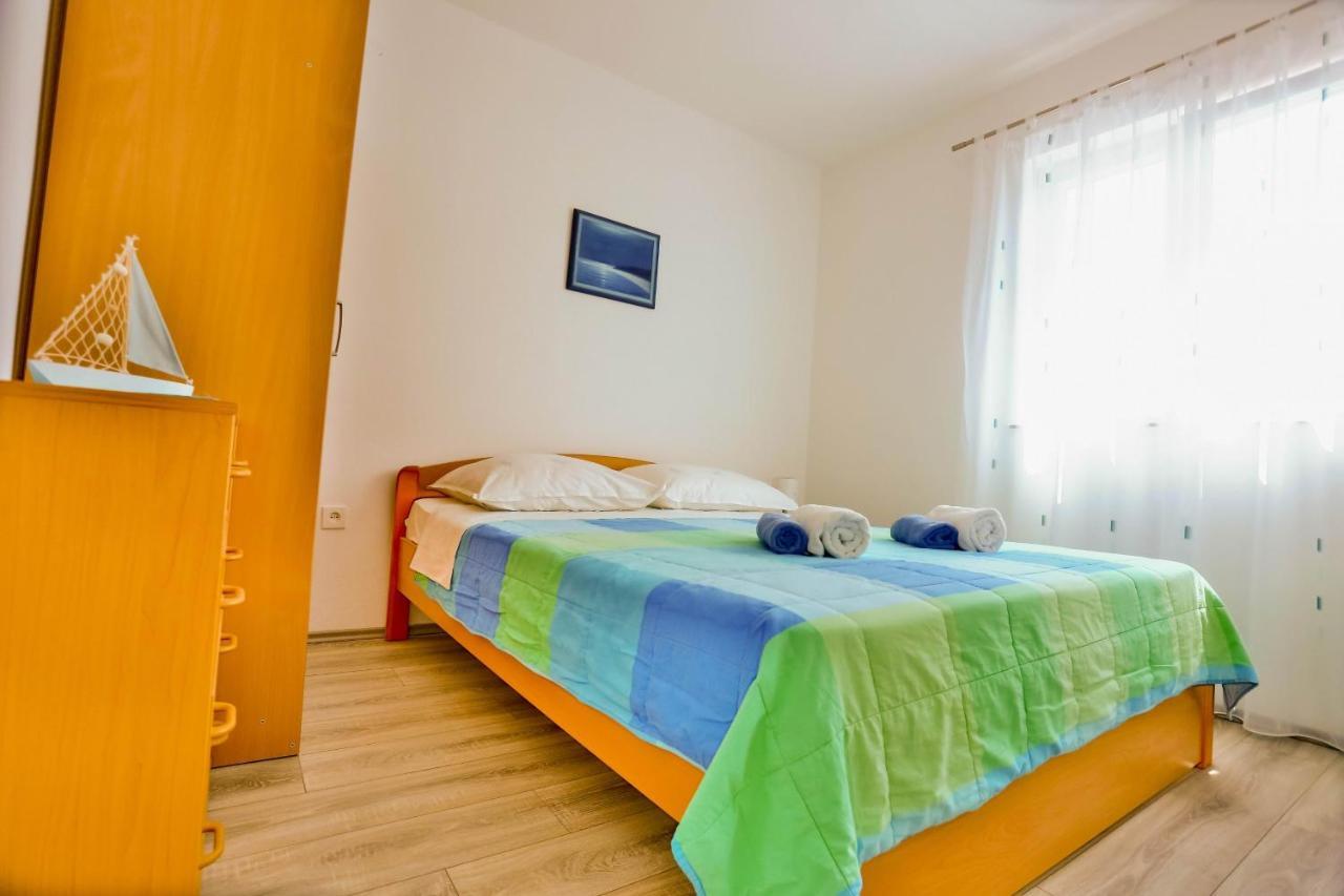 Apartments With A Parking Space Sutivan, Brac - 752 Zewnętrze zdjęcie