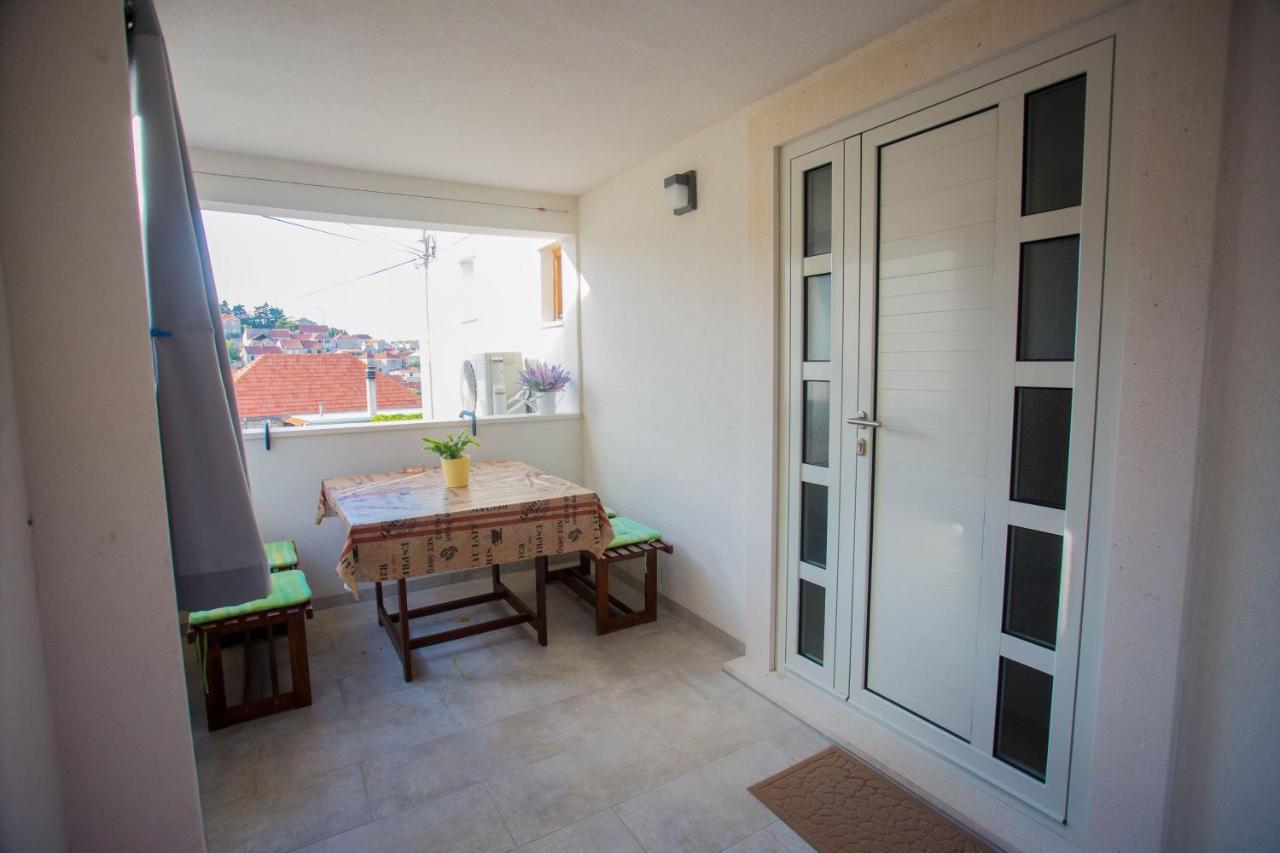 Apartments With A Parking Space Sutivan, Brac - 752 Zewnętrze zdjęcie