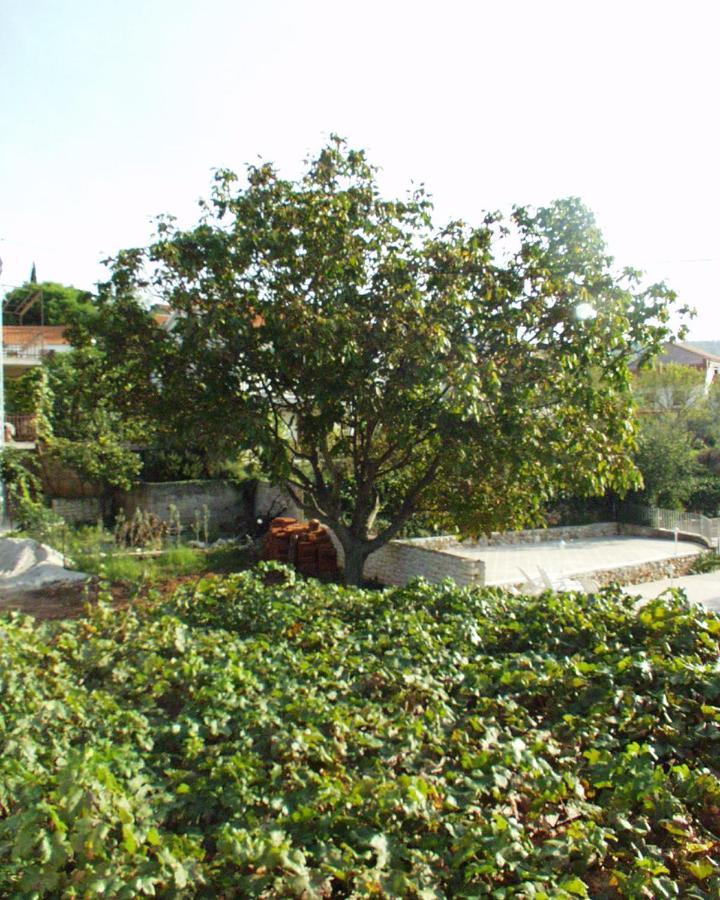 Apartments With A Parking Space Sutivan, Brac - 752 Zewnętrze zdjęcie