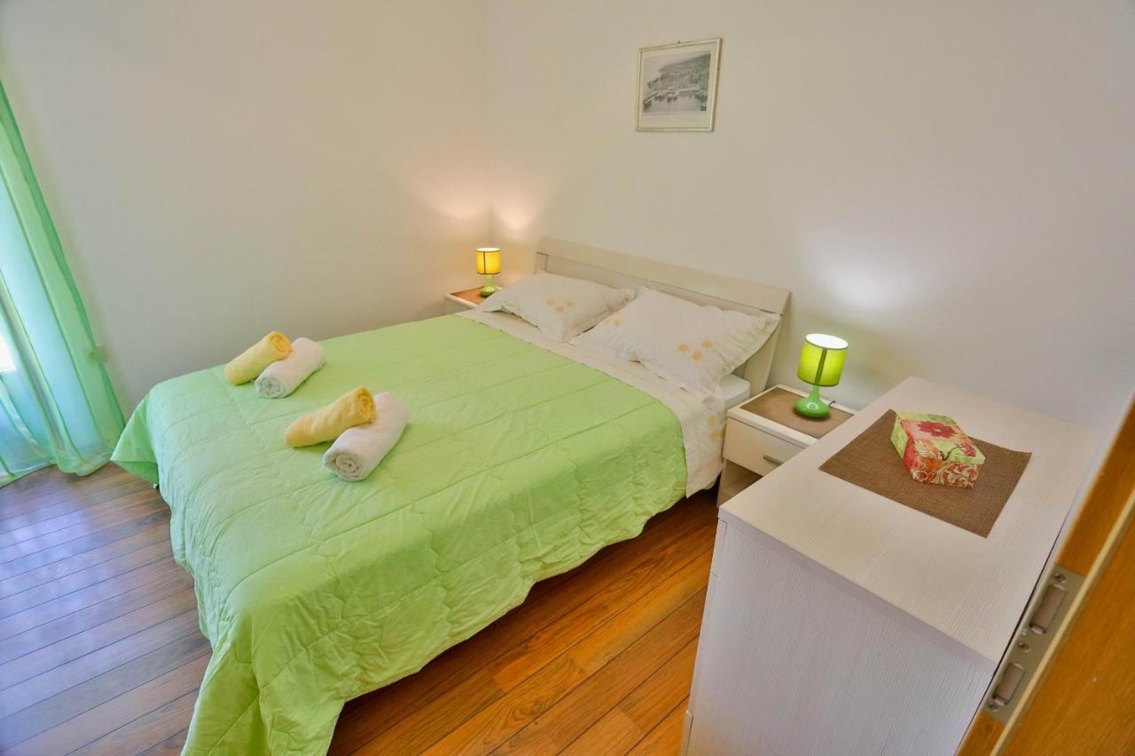 Apartments With A Parking Space Sutivan, Brac - 752 Zewnętrze zdjęcie